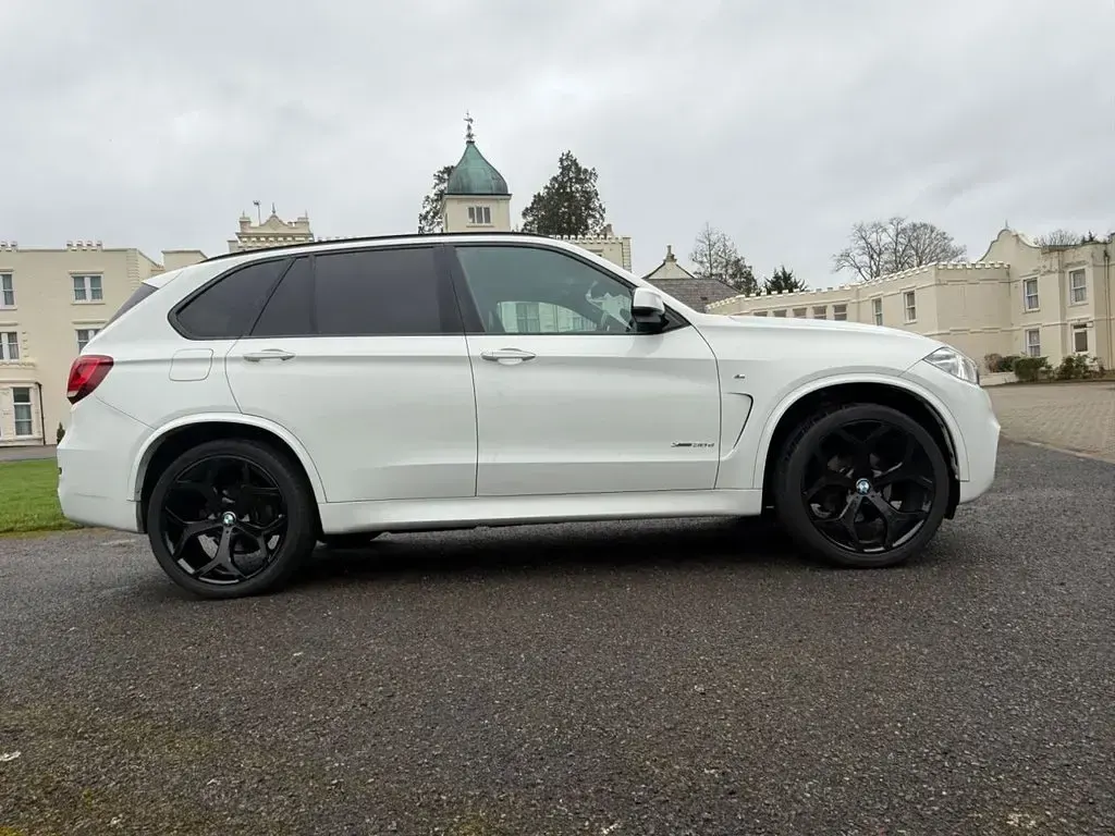 Begagnad BMW X5 M Sport 258 HK (189 kW) 2014 Vit SUV
