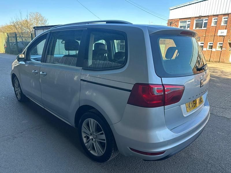 Begagnad Seat Alhambra Ecomotive 2014 Silver Minibuss