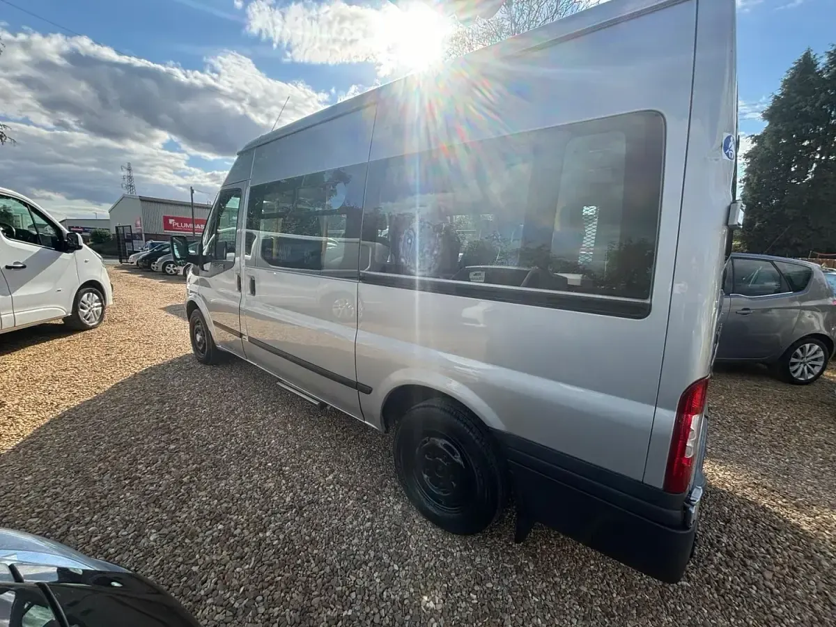 Used Ford Transit 125 HP (91 kW) 2013 Silver Van