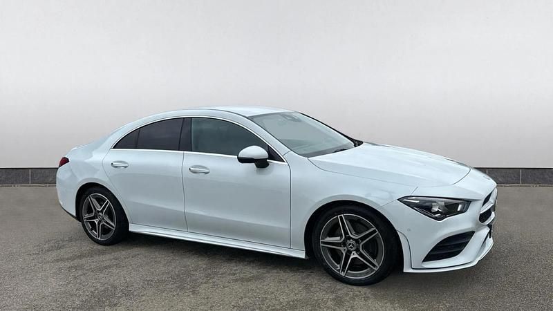 White Used 2020 Mercedes 220 AMG Line Premium Coupe | £19,598 (Fair price) - Image 1/4