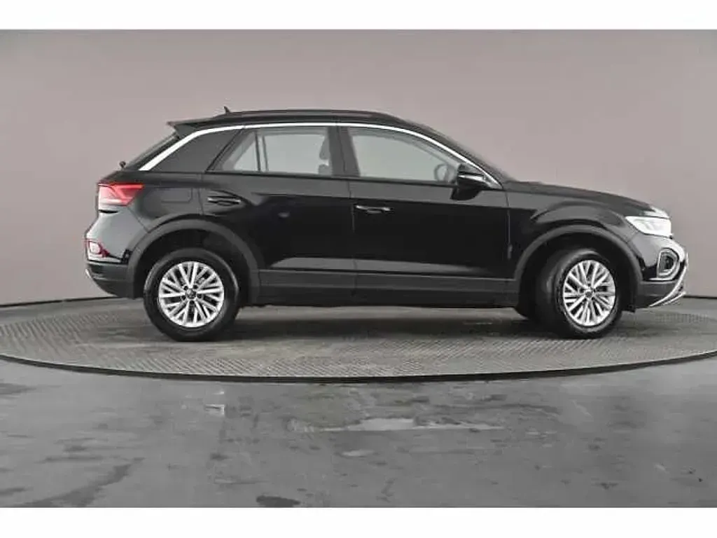 Used VW T-Roc 110 HP (80 kW) 2022 SUV
