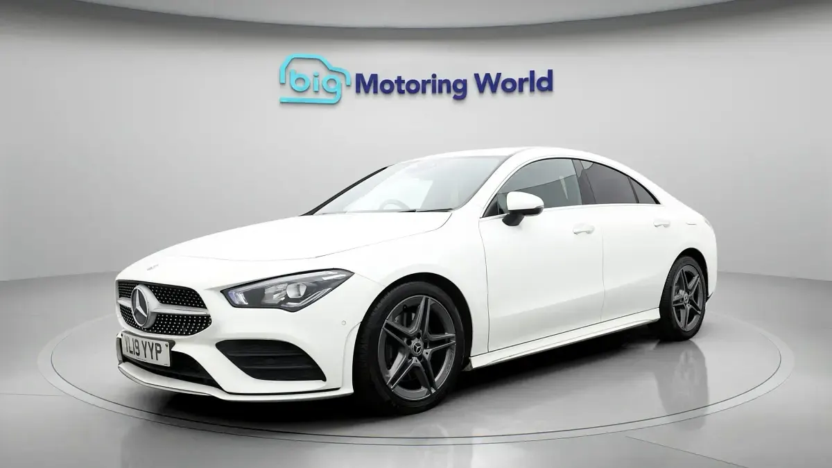 Used Mercedes CLA200 AMG line 163 HP (119 kW) 2019 White Coupe