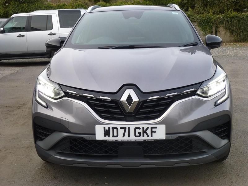 Usado Renault Captur R.S. 140 CV (102 kW) 2022 Gris SUV
