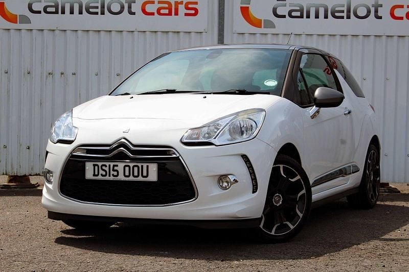 White Used 2015 Citroën DS3 PureTech Hatchback | £4,490 (Fair price) - Image 1/3