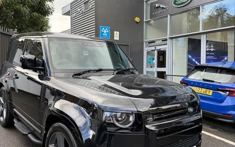 Used 2025 Land Rover Defender SUV | £74,995 - Image 1/4