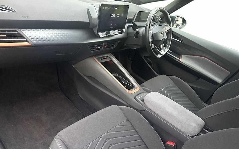 Used Cupra Born e-Boost 169 kW (230 HP) 2024 Hatchback