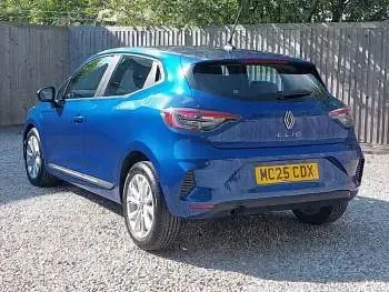 Used Renault Clio Evolution 90 HP (66 kW) 2025 Blue Hatchback