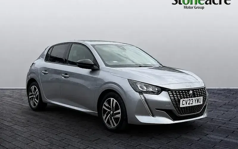 Used Peugeot 208 Allure+ 102 HP (75 kW) 2023 Hatchback