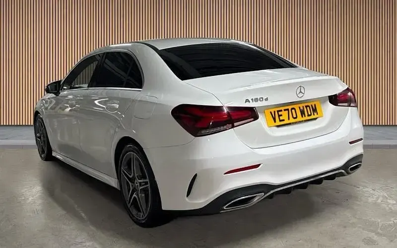Used Mercedes A180 AMG line 116 HP (85 kW) 2020 Polar white Sedan