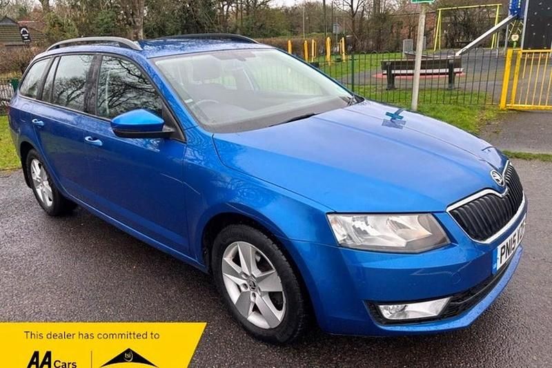 Used Skoda Octavia SE 2015 Blue Hatchback