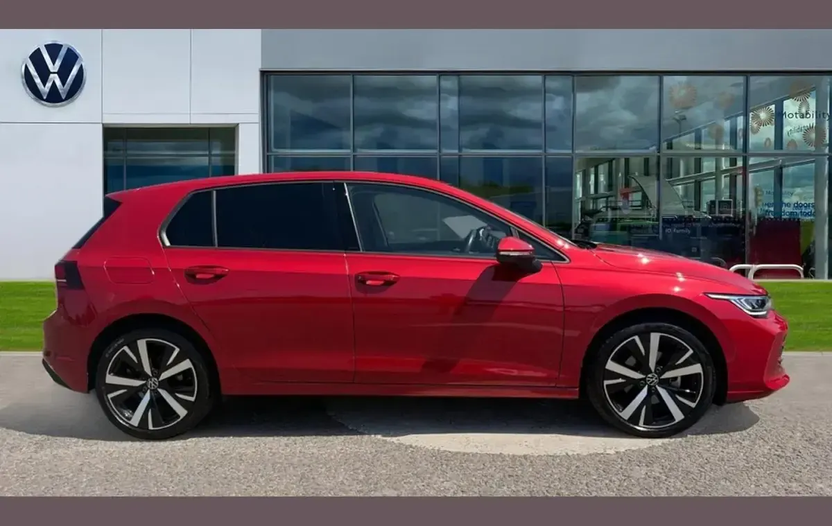 Used VW Golf VIII Match 113 HP (83 kW) 2024 Red Hatchback