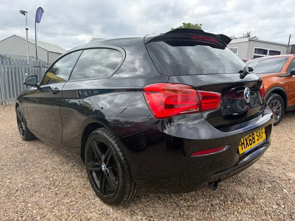 Used BMW 116 Sport Line 116 HP (85 kW) 2018 Black Hatchback