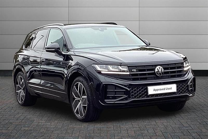 Black Used 2025 VW Touareg Black Edition SUV | £53,695 (Fair price) - Image 1/3