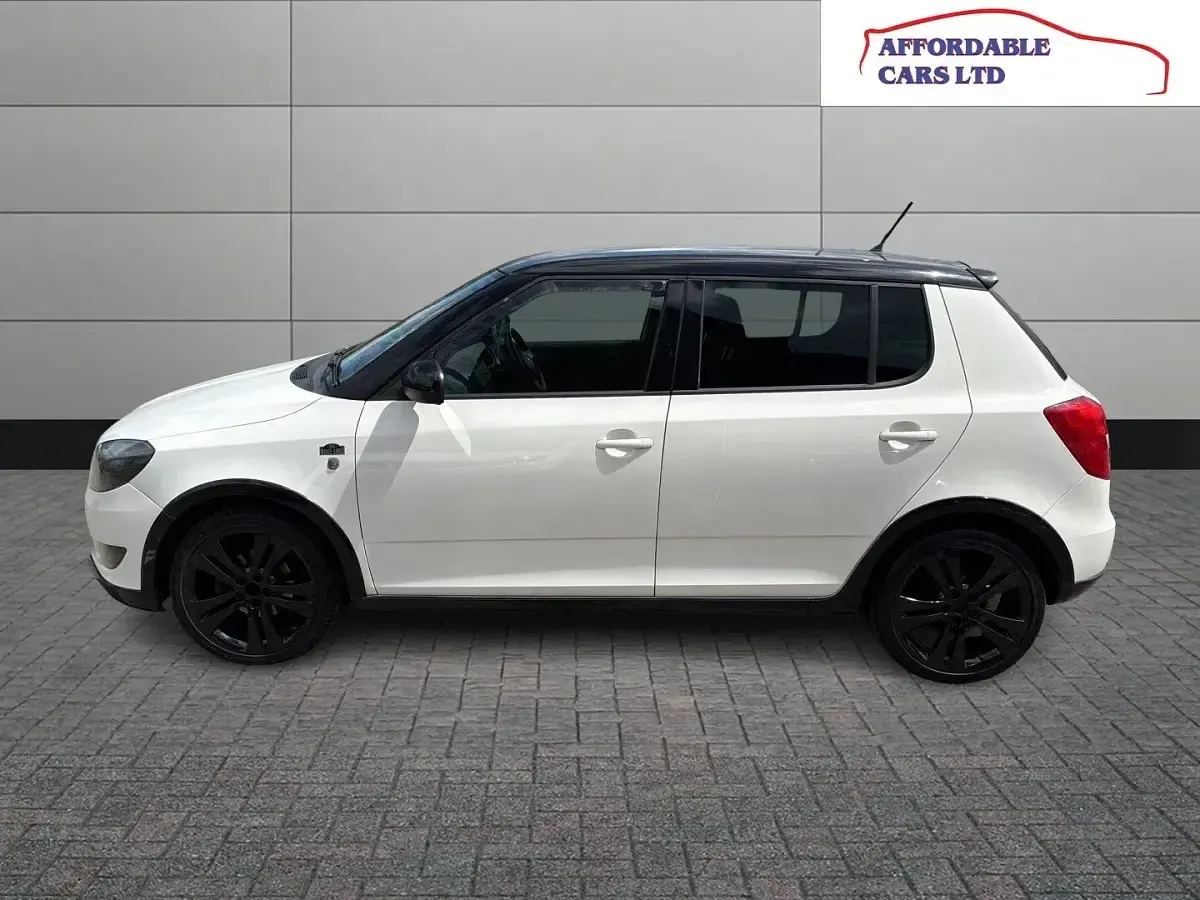 Used Skoda Fabia Monte Carlo 2013 White Hatchback