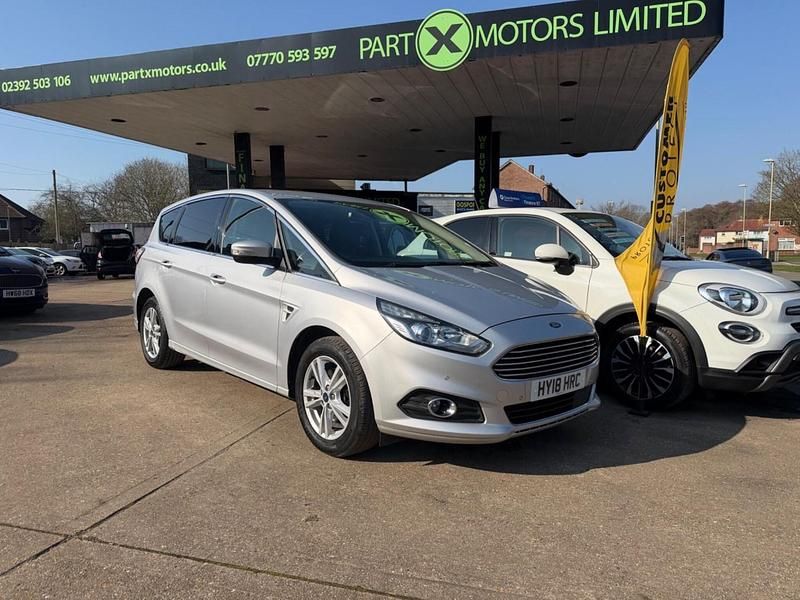Used Ford S-MAX Titanium 160 HP (117 kW) 2018 Silver MPV