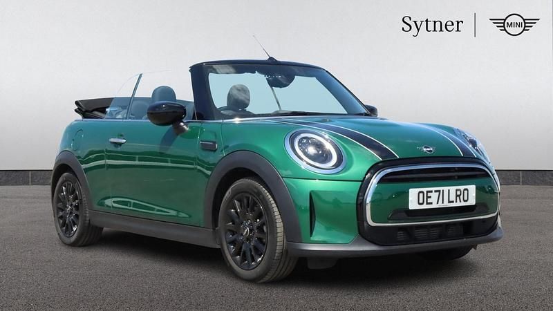 Green Used 2022 Mini Cooper Classic Hatchback | £16,500 (Fair price) - Image 1/4