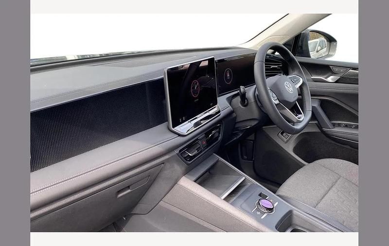 Ny VW Tiguan Match 150 HK (110 kW) 2025 Grå SUV