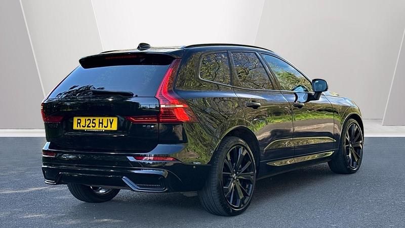 Used Volvo XC60 Ultra 449 HP (330 kW) 2025 Black SUV
