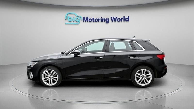 Used Audi A3 Sportback e-tron Sport 204 HP (150 kW) 2024 Hatchback