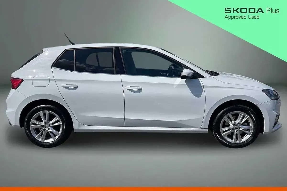 Used Skoda Fabia SE L 150 HP (110 kW) 2025 White Hatchback