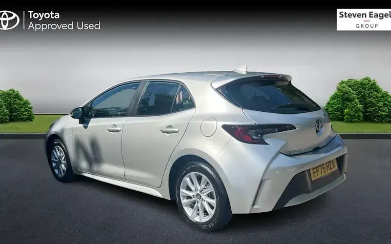 Used Toyota Corolla 178 HP (130 kW) 2025 Silver Hatchback