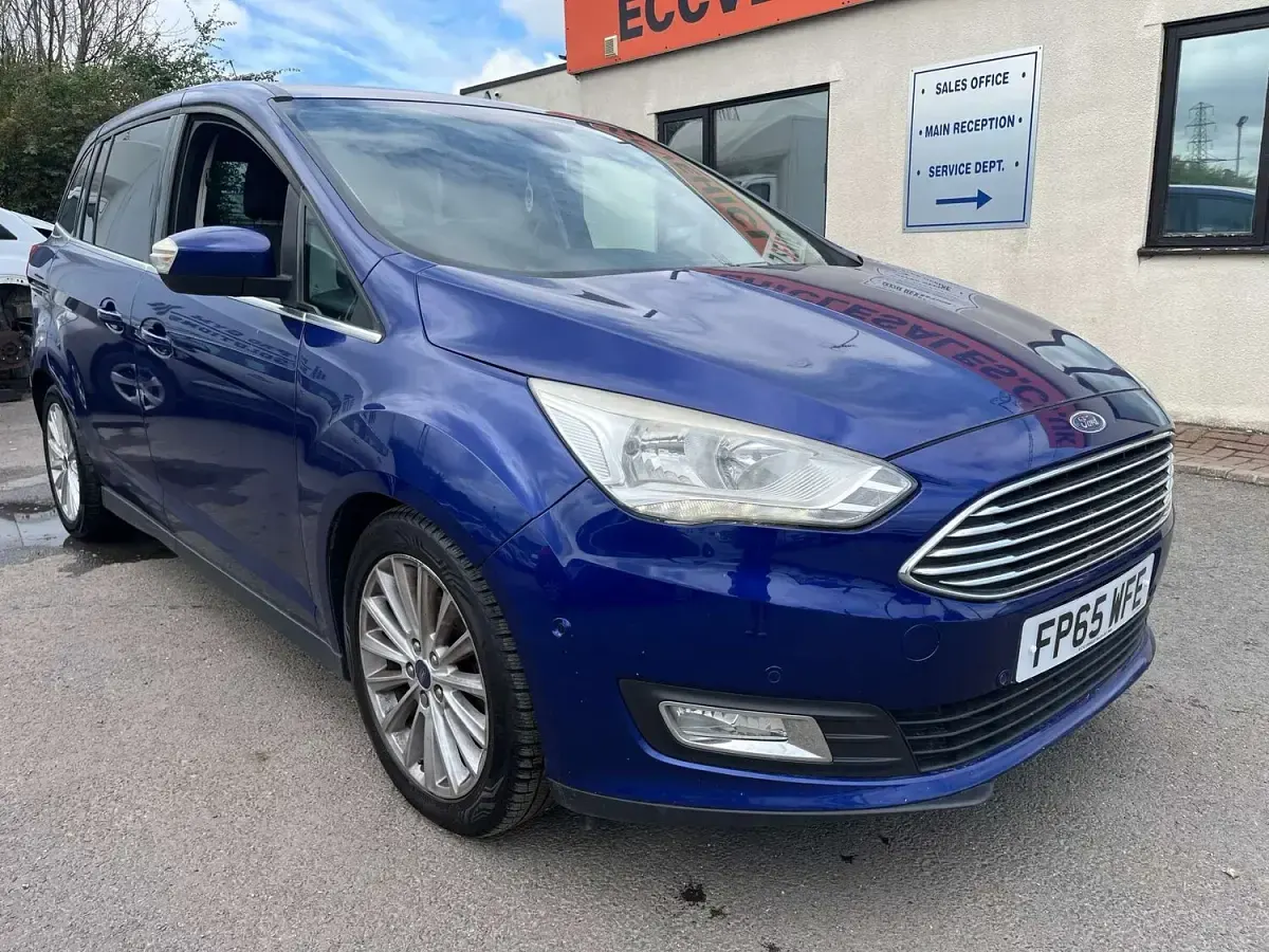 Used Ford Grand C-Max Titanium 120 HP (88 kW) 2015 Blue MPV