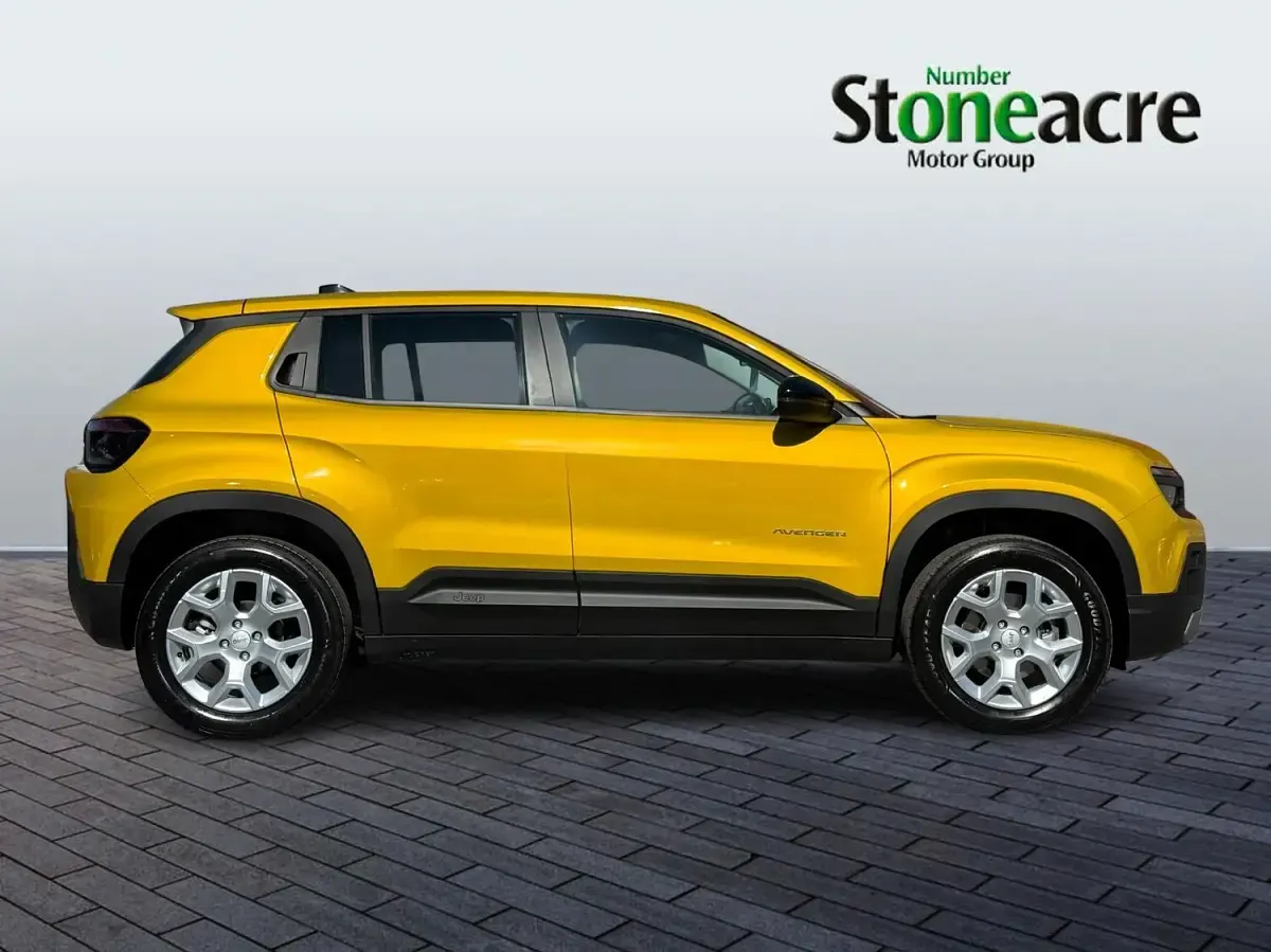 New Jeep Avenger Altitude 101 HP (74 kW) 2026 Yellow SUV
