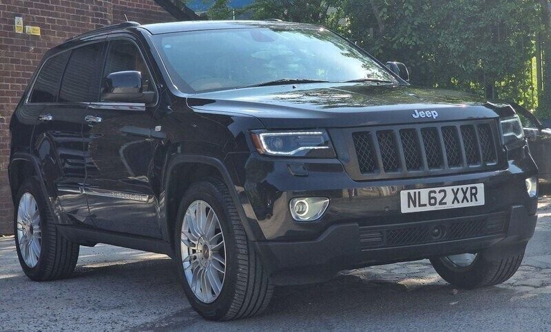 Black Used 2012 Jeep Grand Cherokee Overland SUV | £9,995 - Image 1/4
