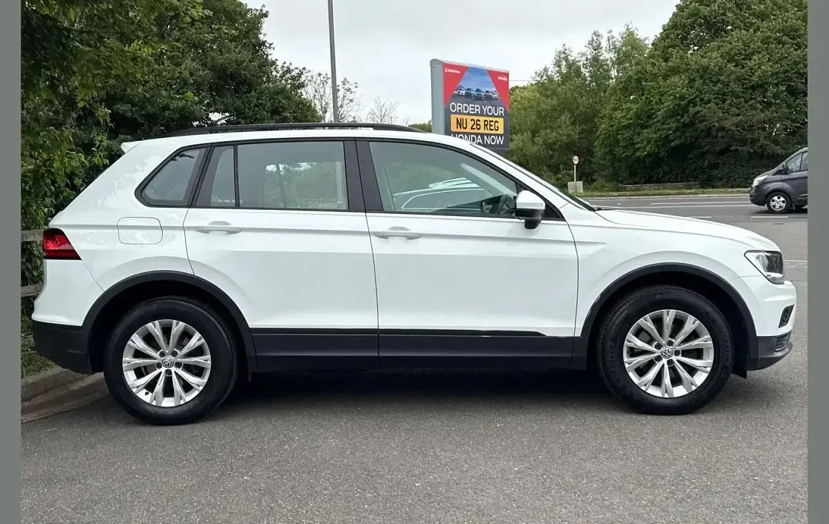 Used VW Tiguan S 147 HP (108 kW) 2017 White SUV
