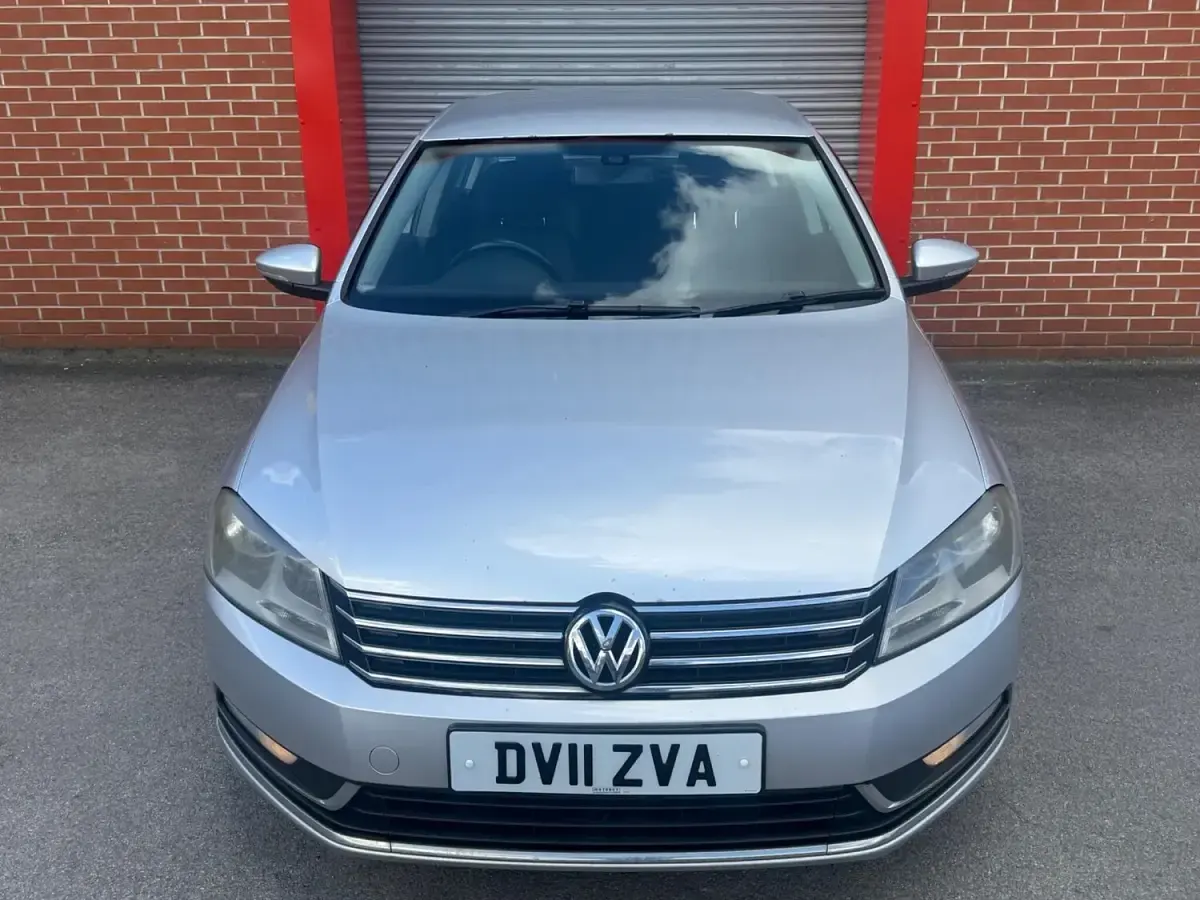 Used VW Passat SE 2011 Silver Sedan
