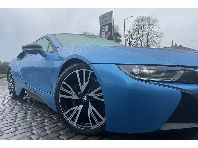 Used BMW i8 Exclusive 362 HP (266 kW) 2016 Blue Coupe