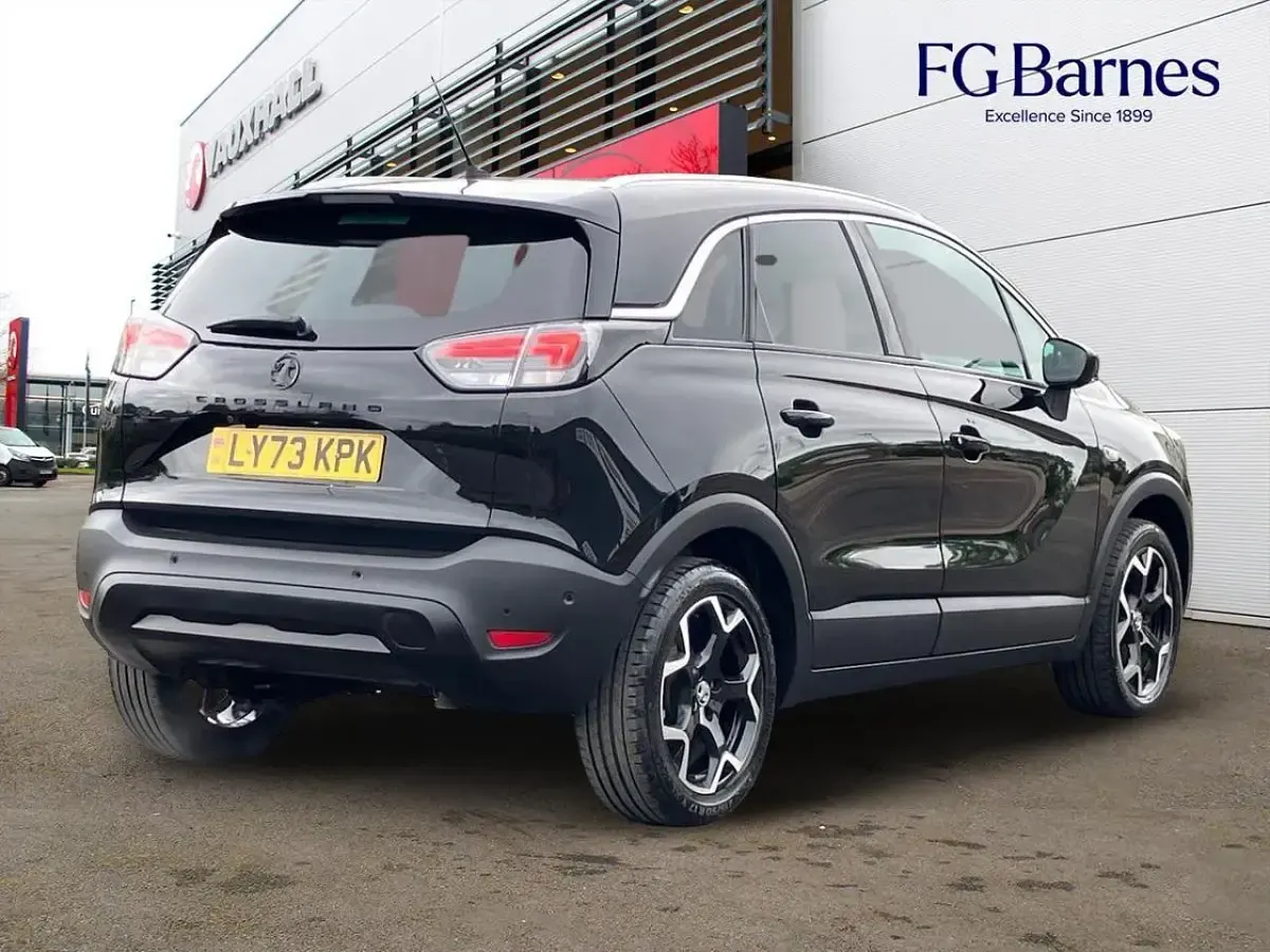 Used Vauxhall Crossland Ultimate 128 HP (94 kW) 2023 Black SUV