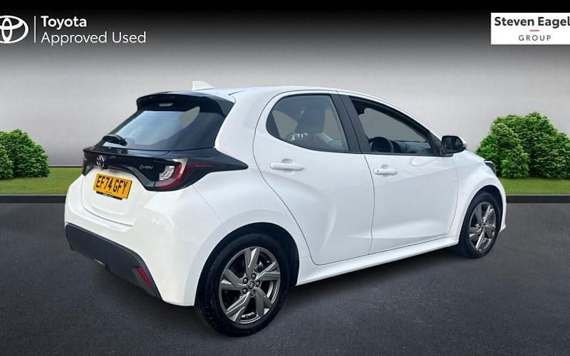 Used Toyota Yaris Hybrid 116 HP (85 kW) 2025 Hatchback