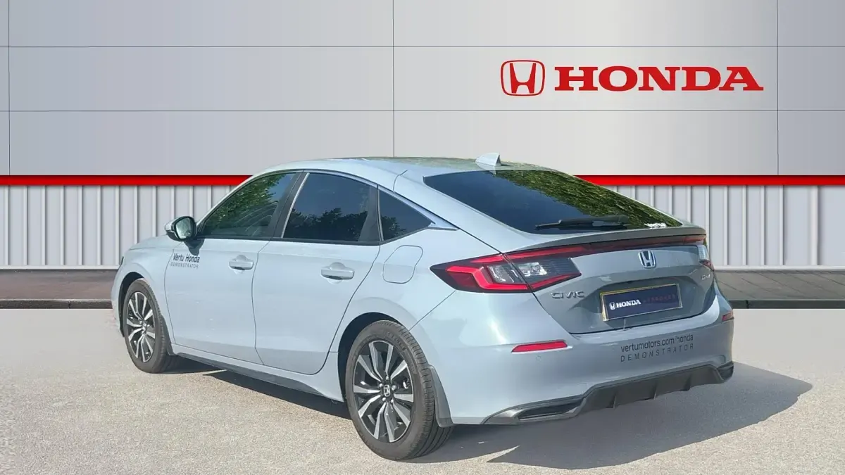 Used Honda Civic Elegance 184 HP (135 kW) 2025 Grey Hatchback