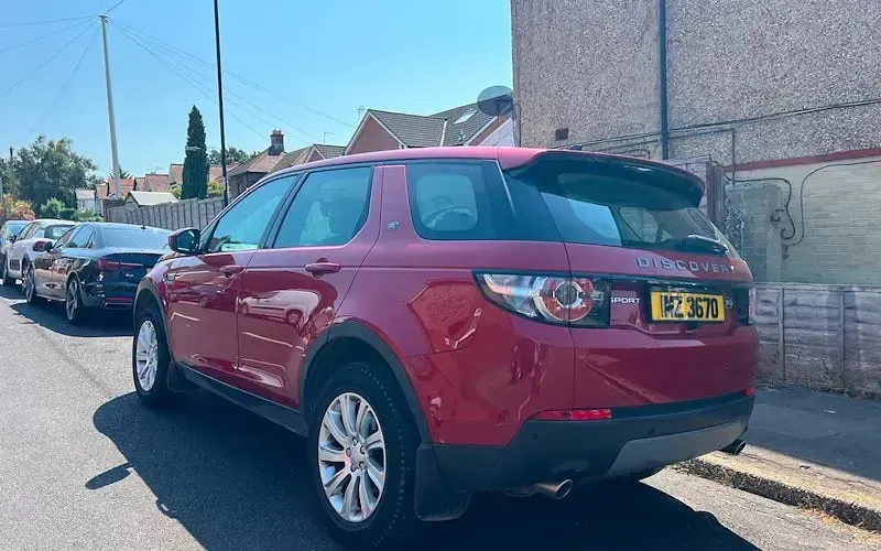 Used Land Rover Discovery 5 SE 179 HP (131 kW) 2019 SUV