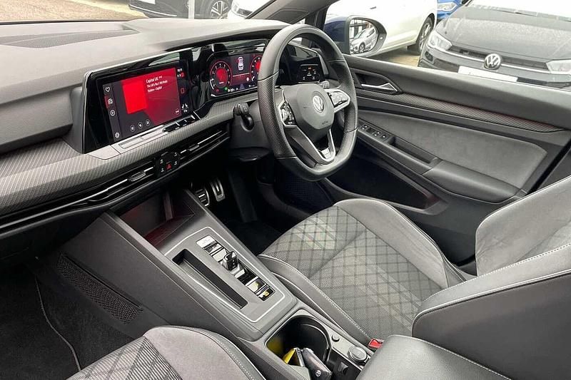 Image 2/4
