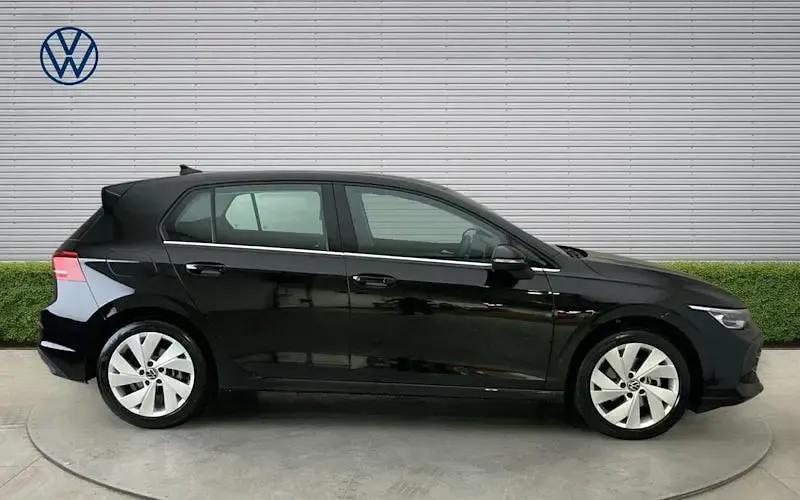 Used VW Golf VIII Style 150 HP (110 kW) 2025 Hatchback