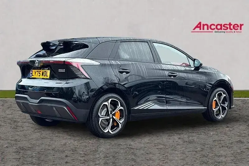 Ny MG MG4 EV Comfort 319 kW (435 HK) 2026 Svart Halvkombi