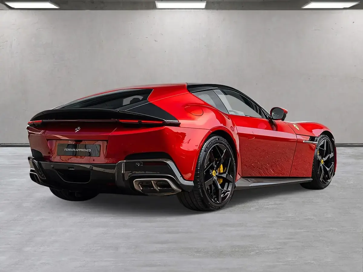 New Ferrari 12 Cilindri 830 HP (610 kW) 2025 Red Coupe
