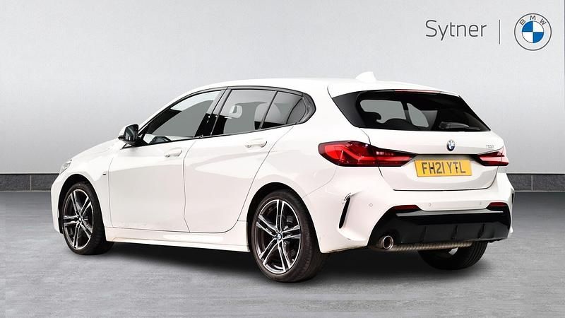 Used BMW 118 M Sport 134 HP (98 kW) 2021 White Hatchback