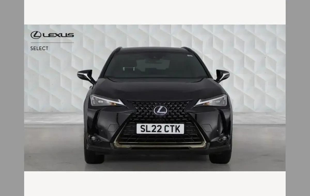 Used Lexus UX 250h 180 HP (132 kW) 2022 Black SUV