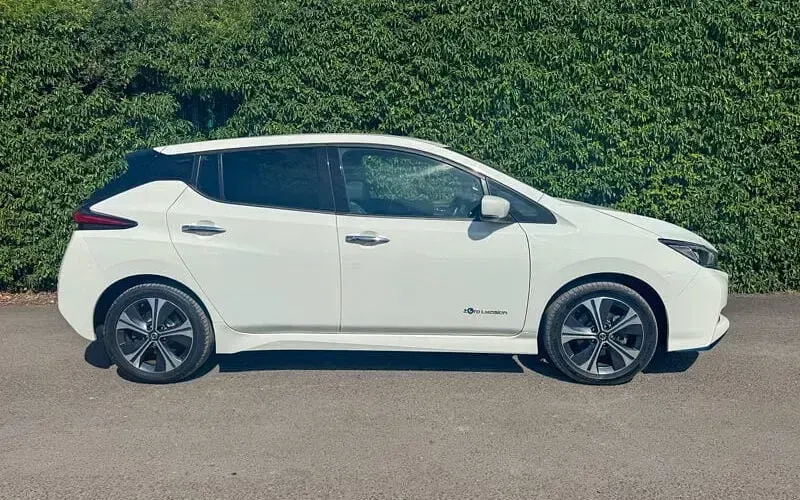 Used Nissan Leaf Tekna 160 kW (218 HP) 2021 Hatchback