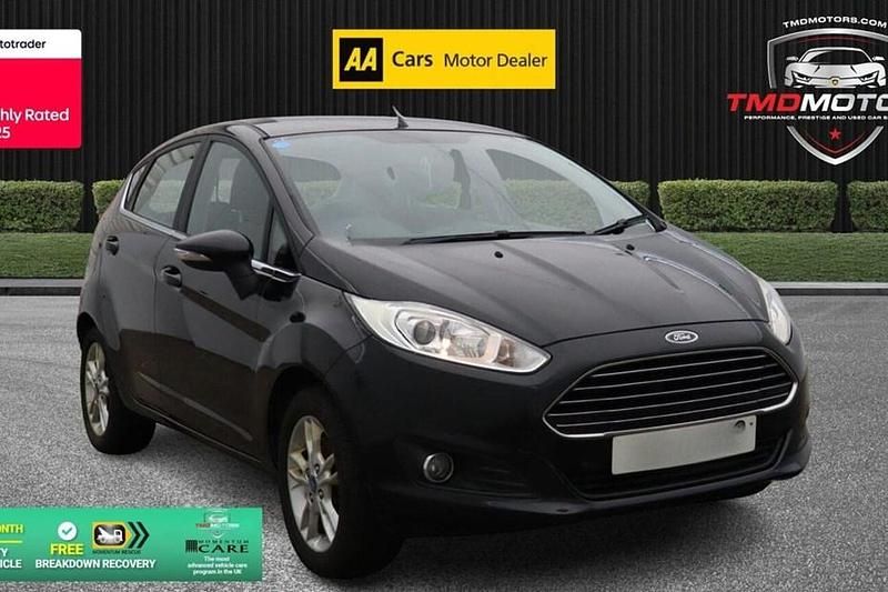 Used Ford Fiesta Zetec 82 HP (60 kW) 2014 Black Hatchback