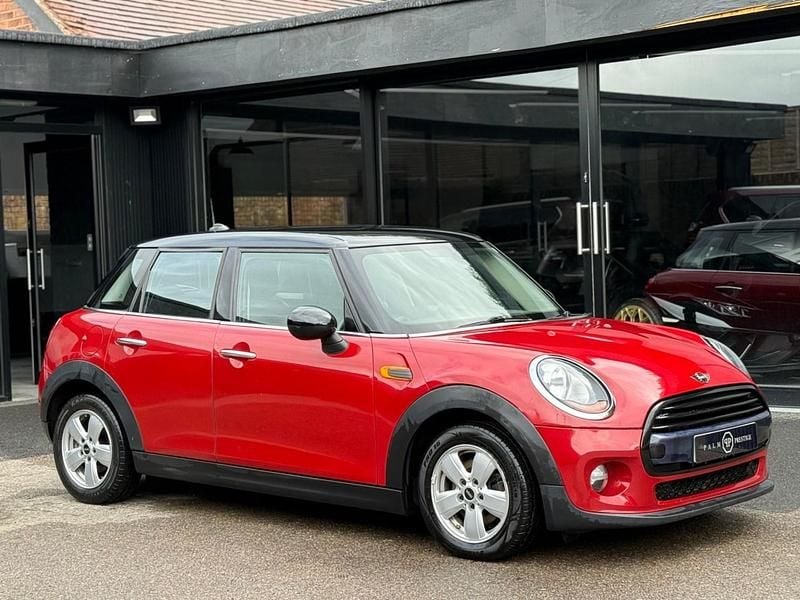 Red Used 2016 Mini Cooper D Hatch Hatchback | £4,995 (Super price) - Image 1/4