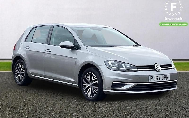 Used VW Golf VII SE 125 HP (91 kW) 2017 Silver Hatchback