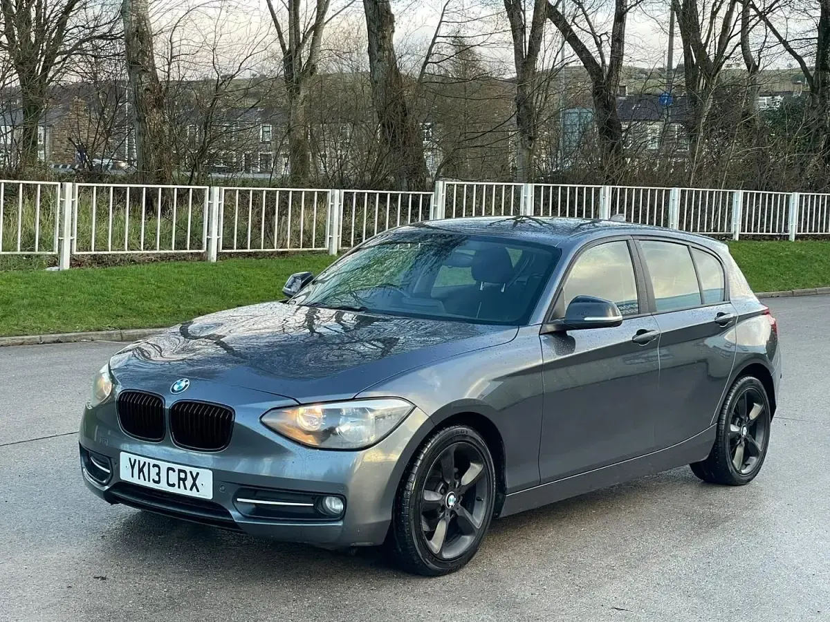 Used BMW 118 Sport Line 2013 Grey Hatchback