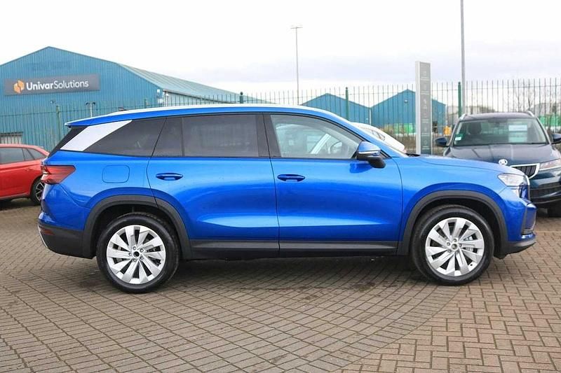 New Skoda Kodiaq SE L 110 HP (80 kW) 2026 Race blue metallic SUV