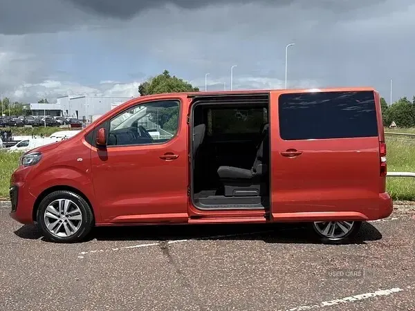 Used Peugeot Traveller Active 2021 Red MPV