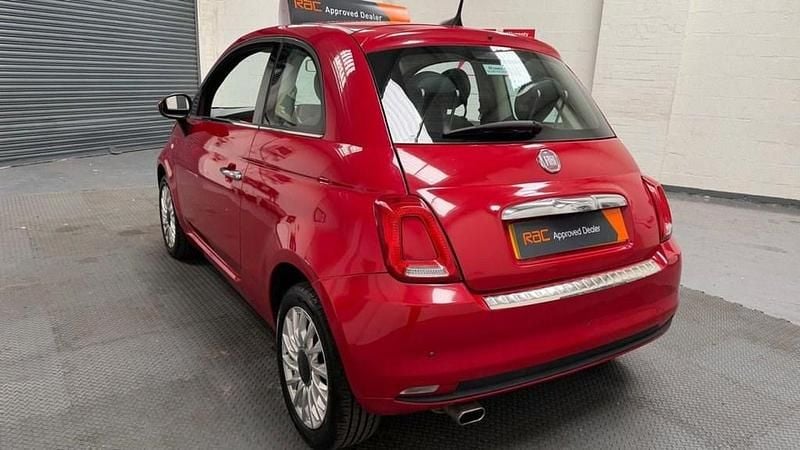 Used Fiat 500 Lounge 69 HP (50 kW) 2018 Red Hatchback