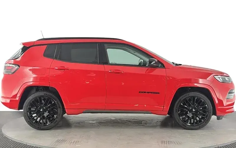 Used Jeep Compass Altitude 131 HP (96 kW) 2023 Red SUV